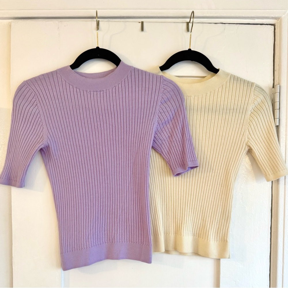 SOLD UNIQLO Pair of Merino Ribbed Short Sleeve Sweaters in Purple and Off White